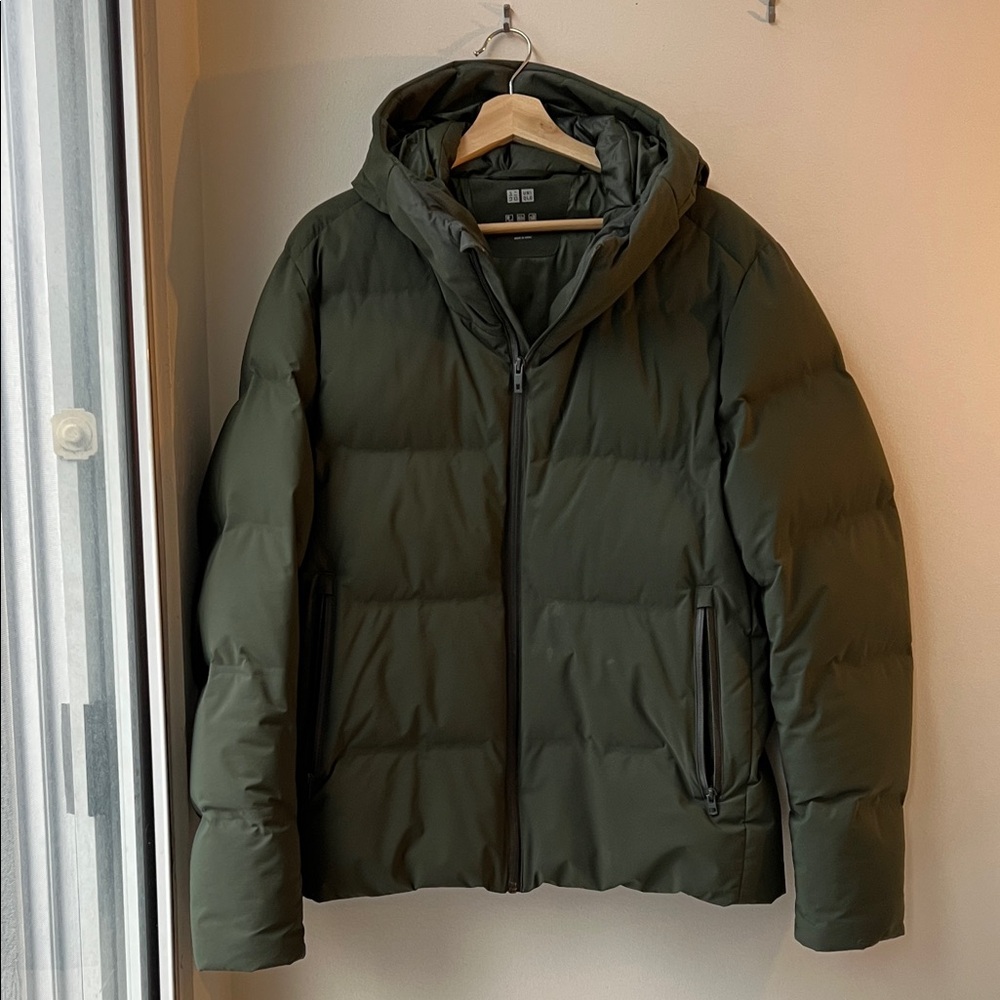 Uniqlo men’s puffer jacket